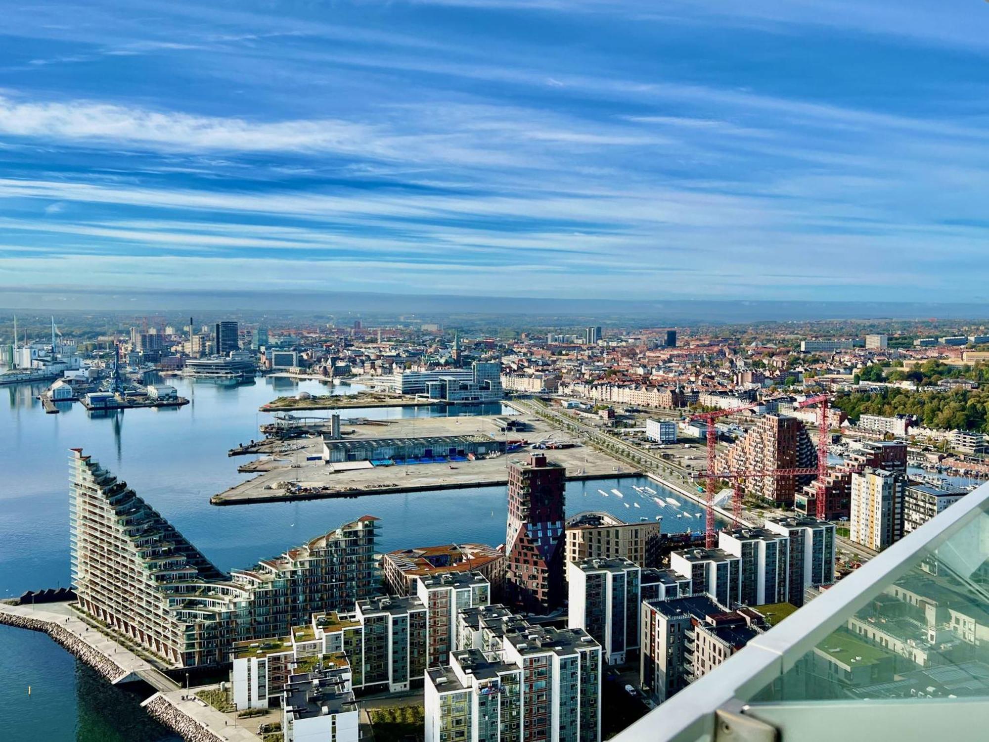 Penthouse Paradise On 39Th Floor Apartment Arhus Luaran gambar